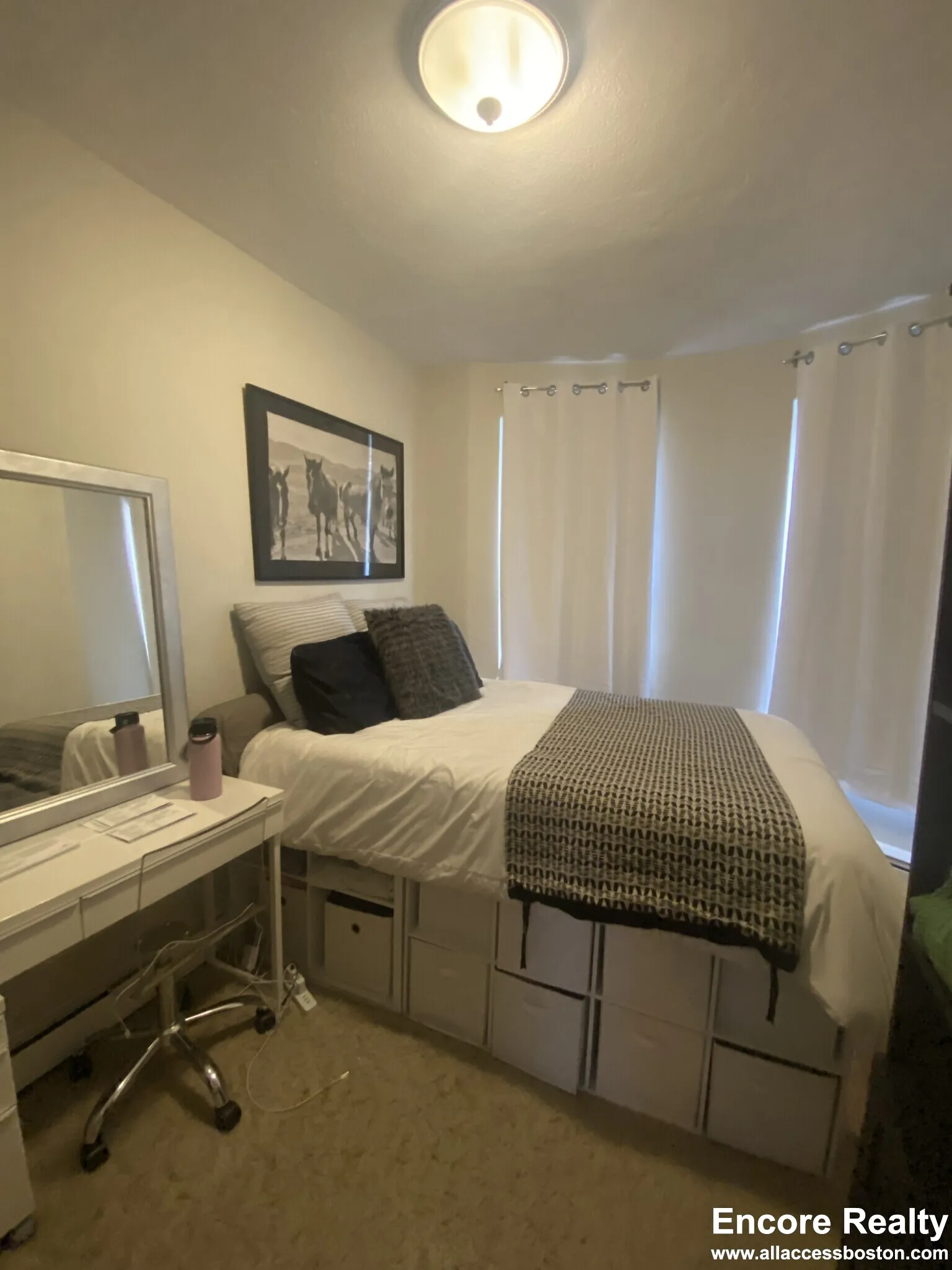 2 bed, 1 bath apartment for rent at 21 Sheafe St Unit 13, North End — photo 2 of 4