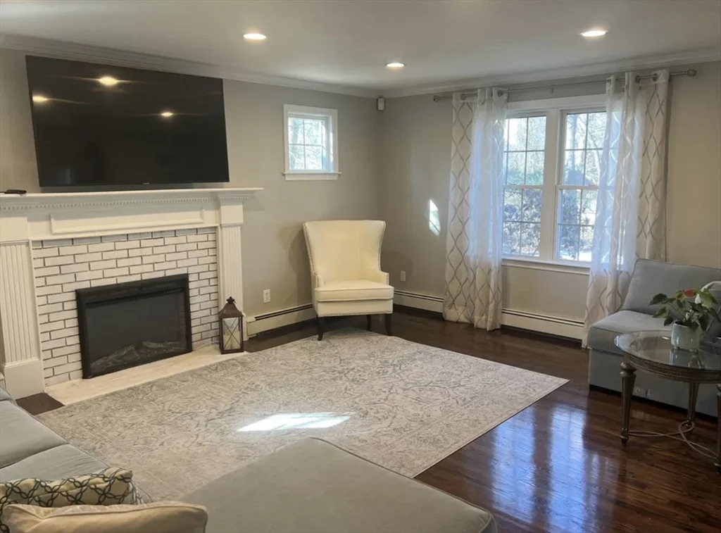 3 bed, 2 bath apartment for rent at 21 Shubert Rd, East Weymouth — photo 5 of 21
