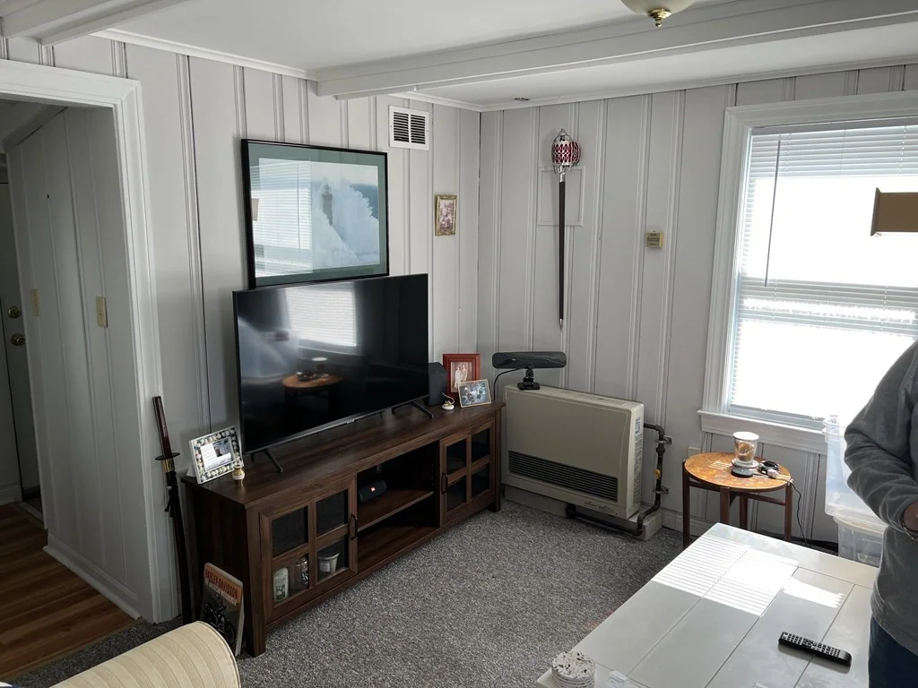 1 bed, 1 bath apartment for rent at 21 Siren St, Winthrop — photo 5 of 9