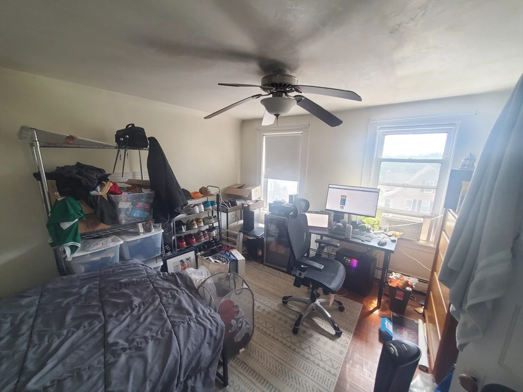 3 bed, 1 bath apartment for rent at 21 South Central Unit 2, Wollaston — photo 14 of 18