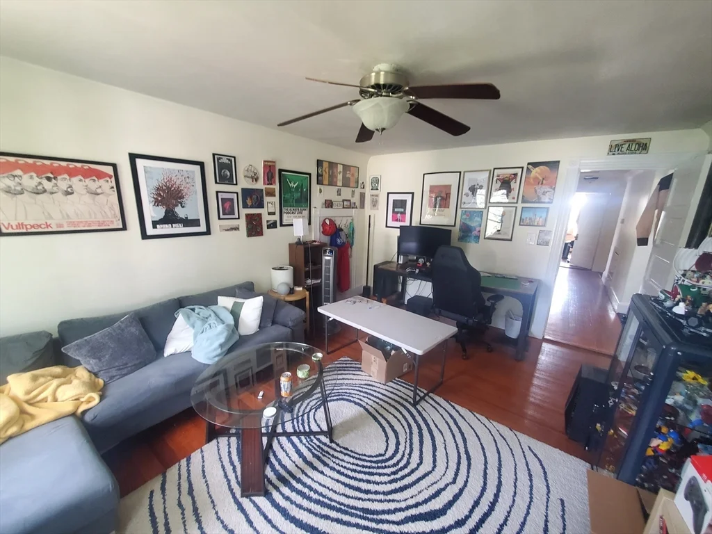 3 bed, 1 bath apartment for rent at 21 South Central Unit 2, Wollaston — photo 6 of 18
