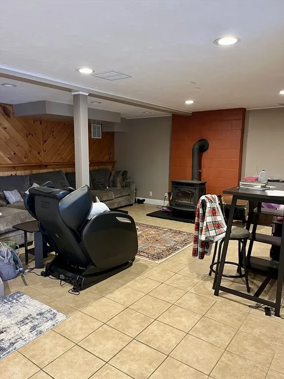 3 bed, 2 bath apartment for rent at 21 Spruce Dr, Ashburnham — photo 10 of 14