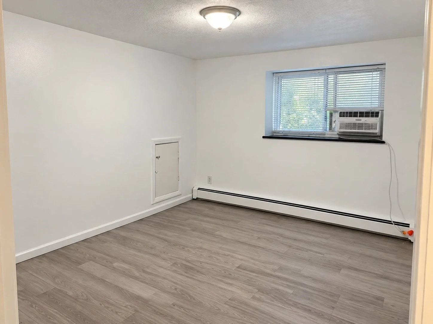 2 bed, 1 bath apartment for rent at 21 Staples Unit 17, Everett — photo 23 of 34