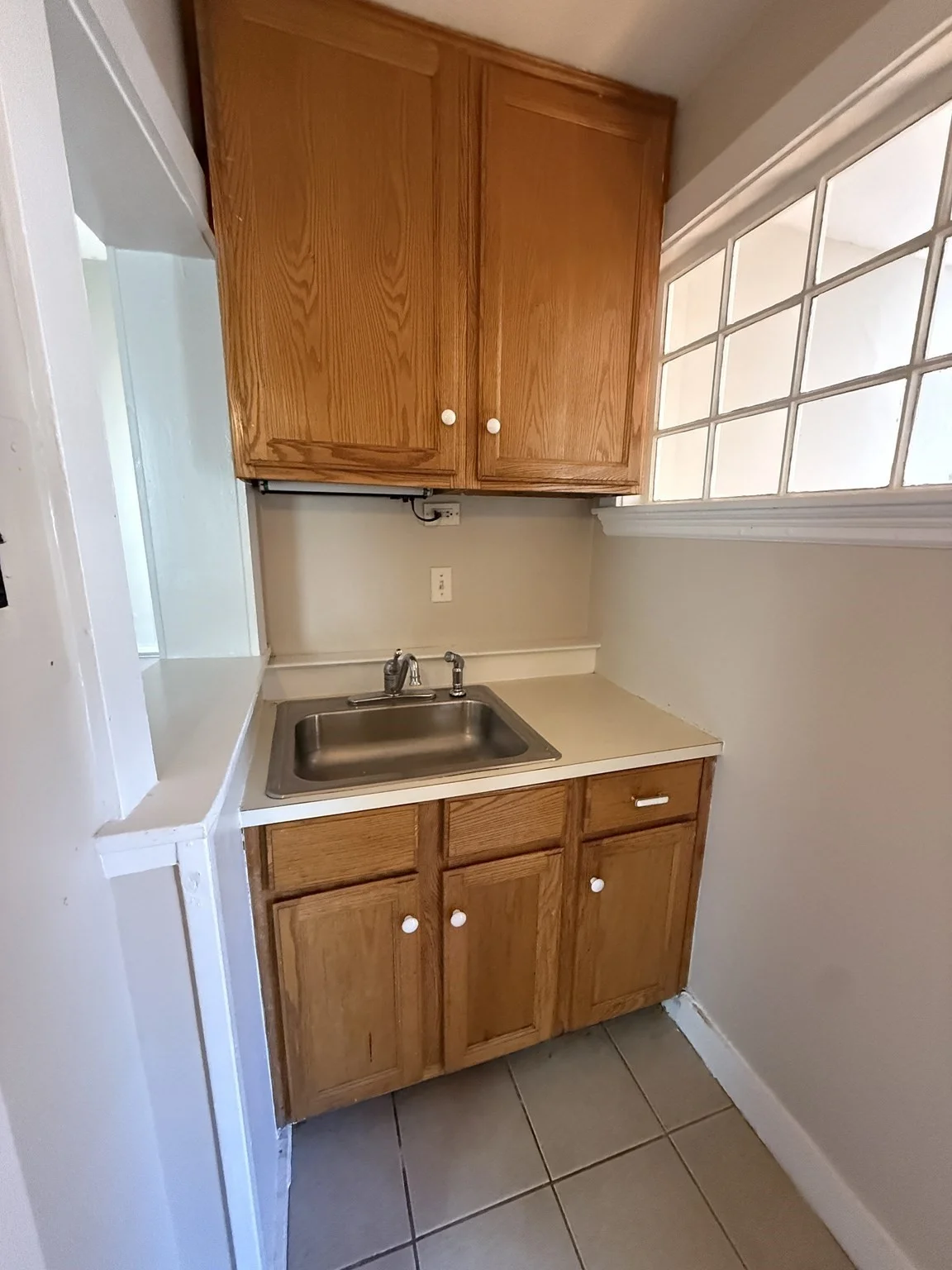 1 bed, 1 bath apartment for rent at 21 State Unit 5, East Boston — photo 4 of 11