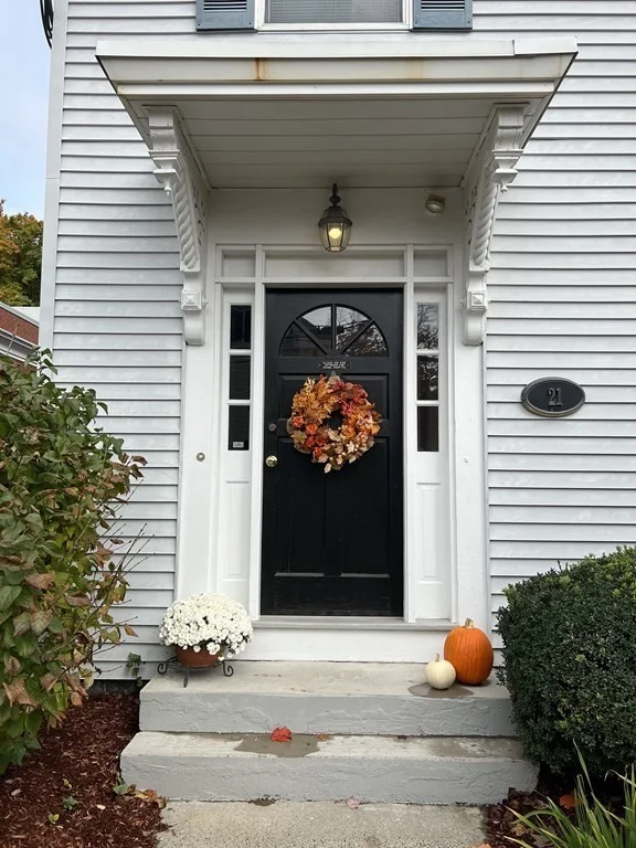 2 bed, 3 bath apartment for rent at 21 Summer St Unit 2, Westborough — photo 2 of 37