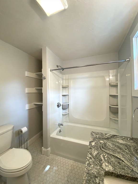 3 bed, 1 bath apartment for rent at 21 Summit Ave Unit 2, Prospect Hill — photo 13 of 18