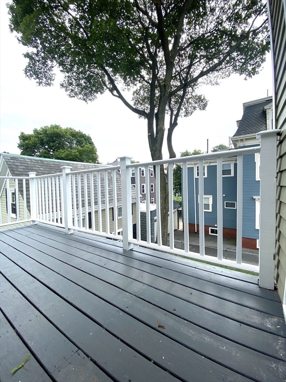 3 bed, 1 bath apartment for rent at 21 Summit Ave Unit 2, Prospect Hill — photo 6 of 18