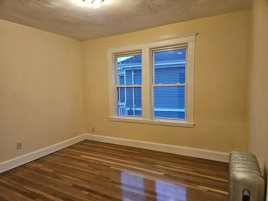 4 bed, 1 bath apartment for rent at 21 Supple Rd Unit 2, Boston — photo 9 of 19