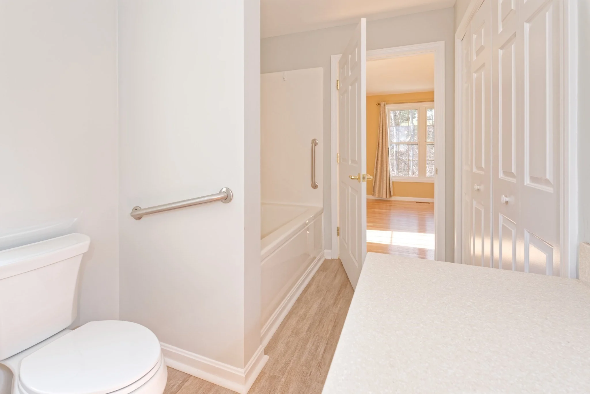 2 bed, 3 bath apartment for rent at 21 Surry Dr Unit 21, Uxbridge — photo 23 of 42