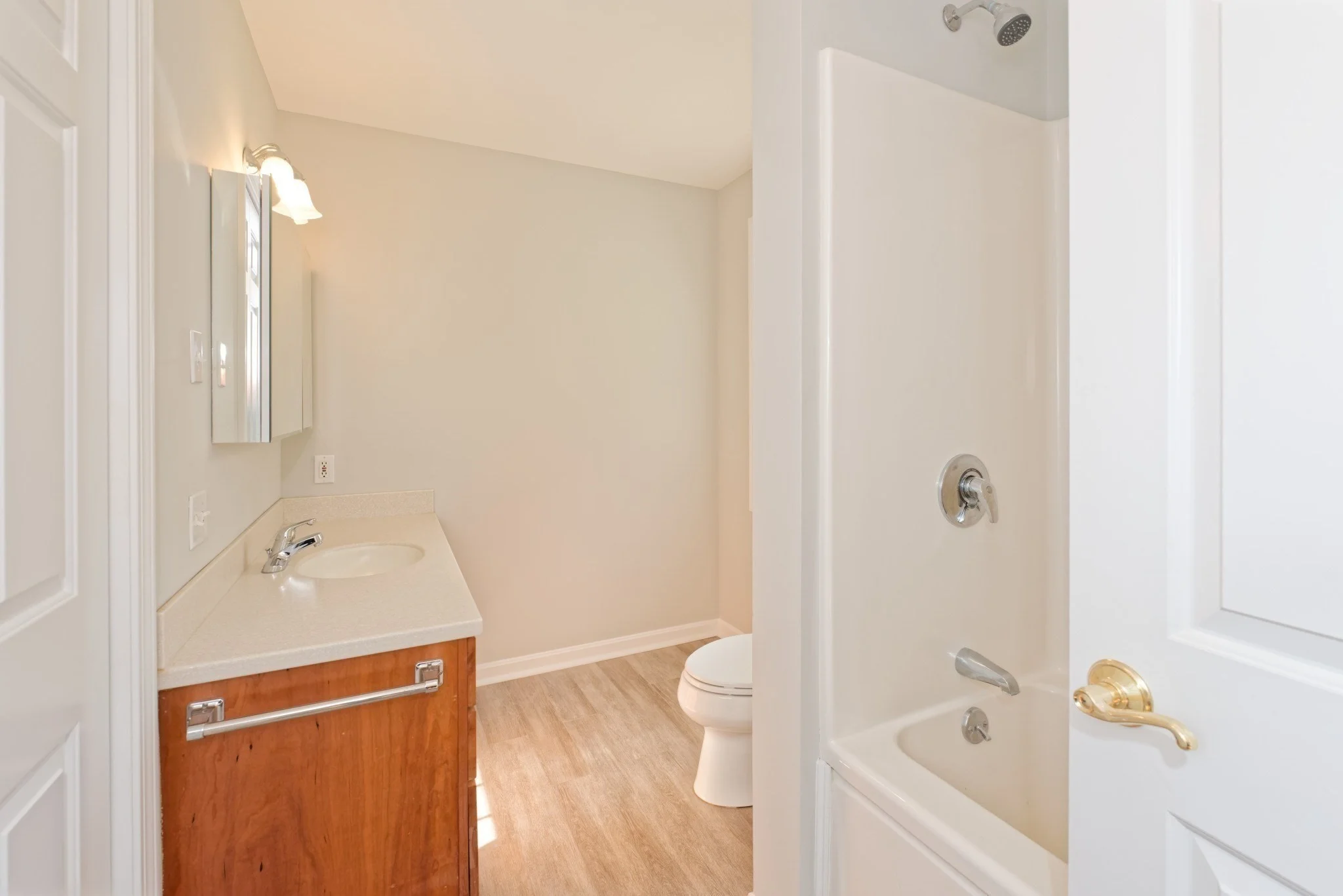 2 bed, 3 bath apartment for rent at 21 Surry Dr Unit 21, Uxbridge — photo 24 of 42
