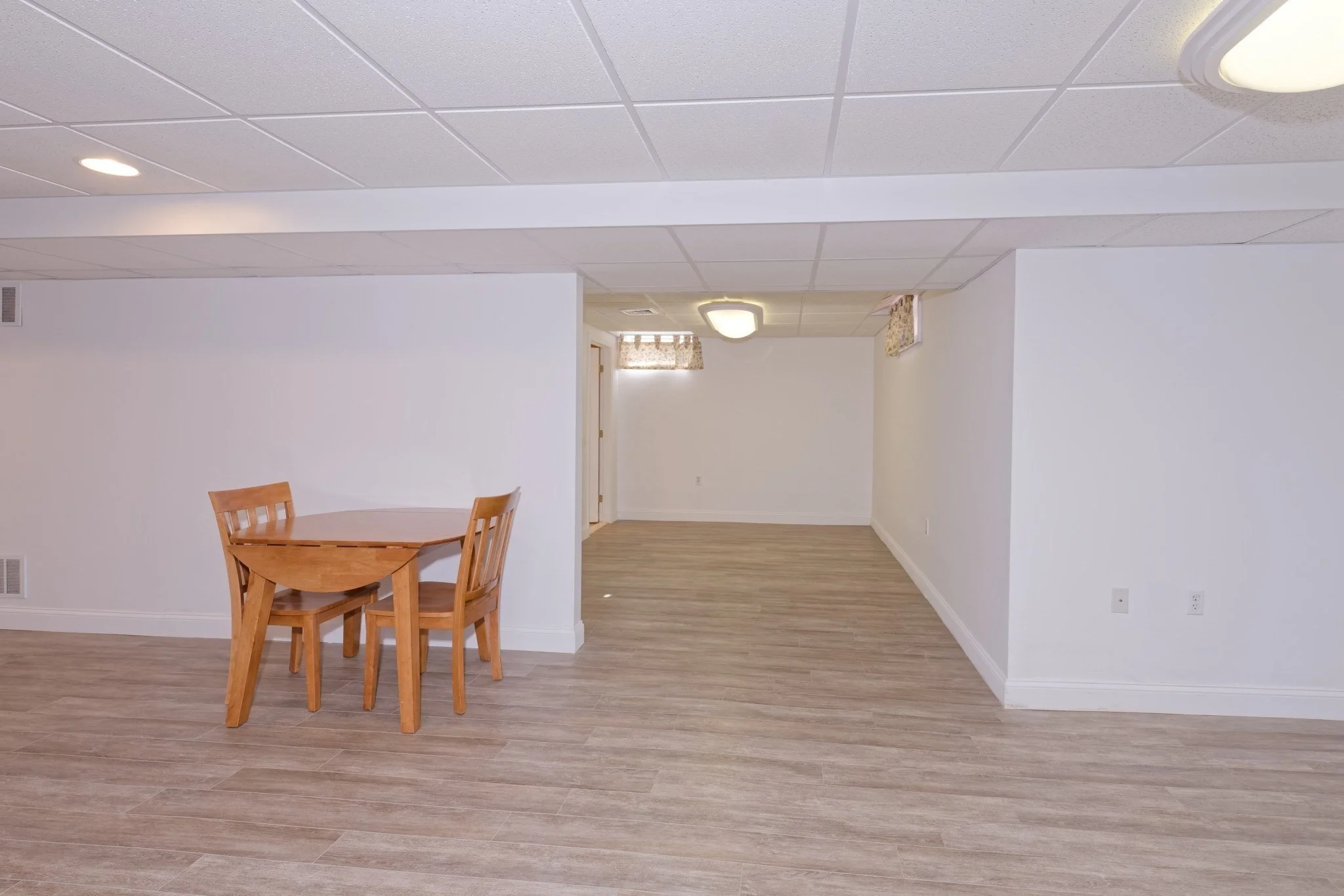 2 bed, 3 bath apartment for rent at 21 Surry Dr Unit 21, Uxbridge — photo 34 of 42