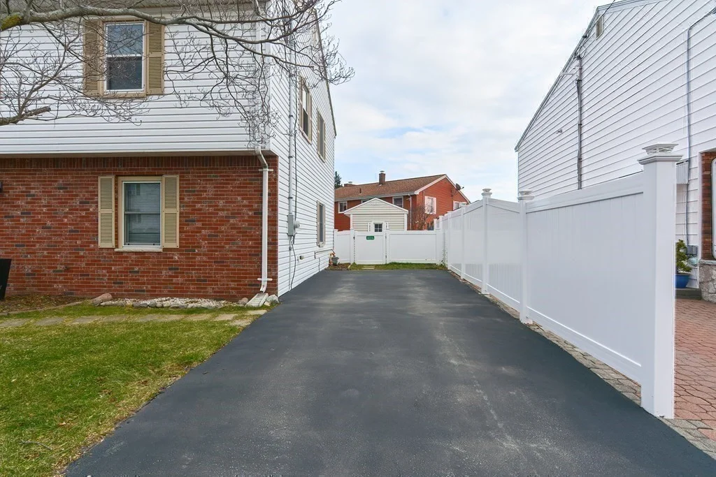 5 bed, 3 bath apartment for rent at 21 Swan Ave Unit 21, East Boston — photo 29 of 34