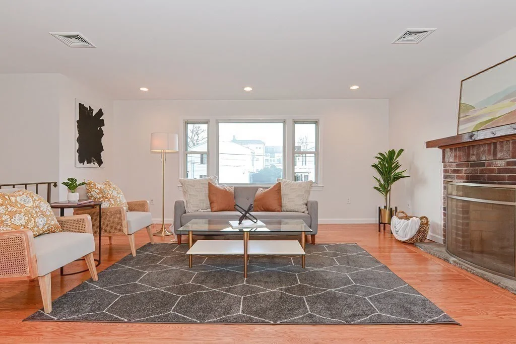 5 bed, 3 bath apartment for rent at 21 Swan Ave Unit 21, East Boston — photo 8 of 34