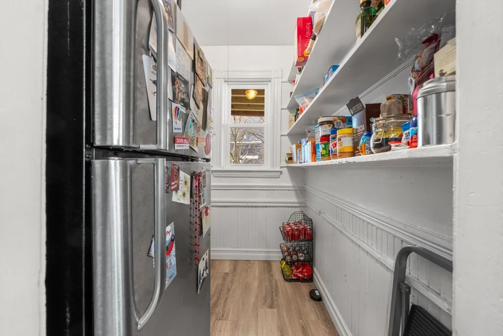 3 bed, 1 bath apartment for rent at 21 Thornley St Unit 2, Dorchester — photo 11 of 17