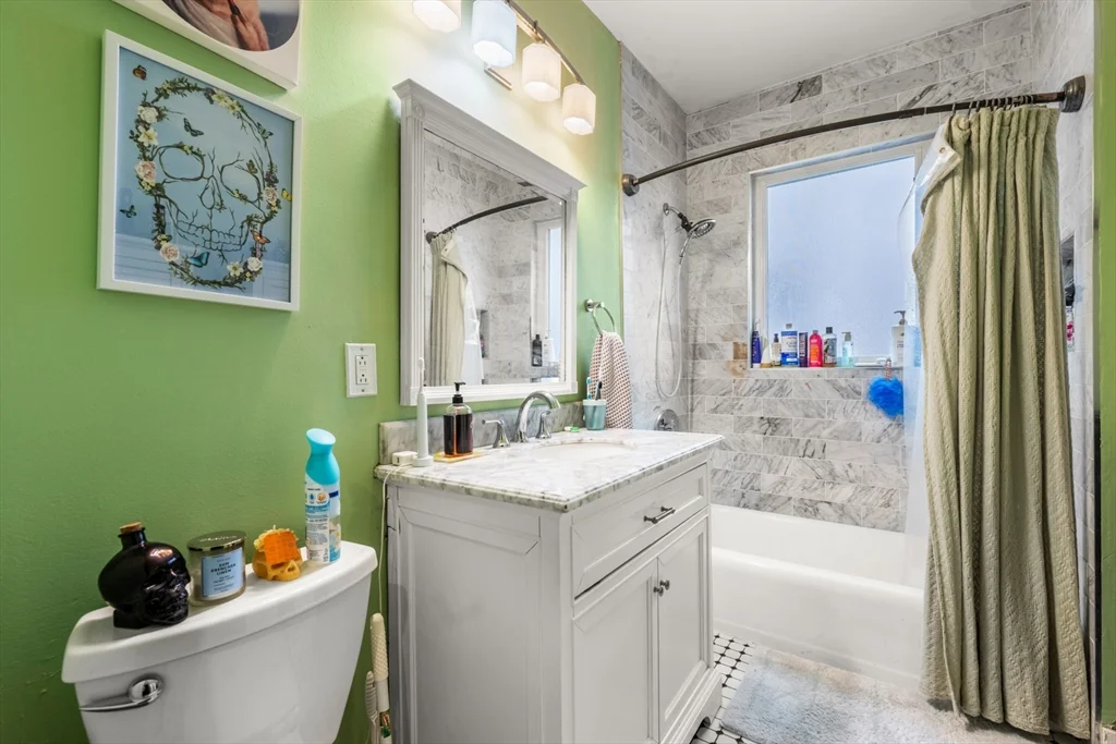 3 bed, 1 bath apartment for rent at 21 Thornley St Unit 2, Dorchester — photo 7 of 17
