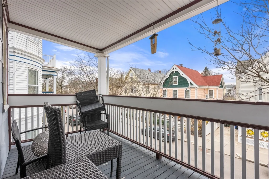 3 bed, 1 bath apartment for rent at 21 Thornley St Unit 2, Dorchester — photo 15 of 17