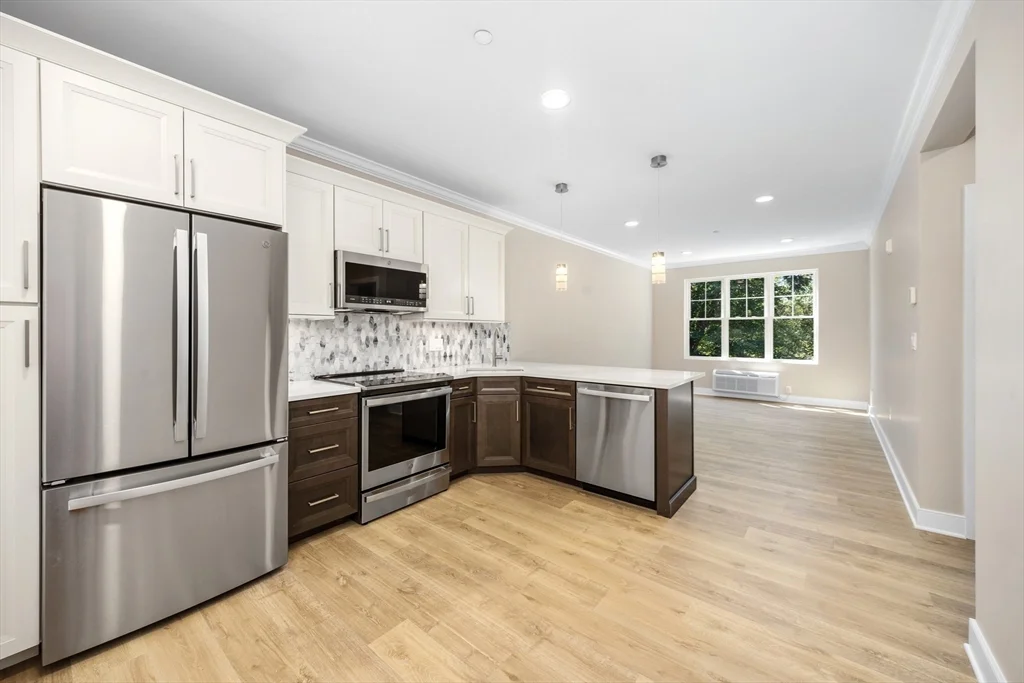 1 bed, 1 bath apartment for rent at 21 Totman St Unit 203, Quincy — photo 5 of 17