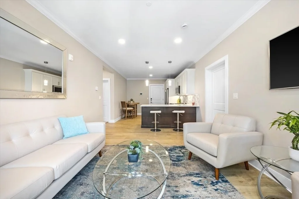 1 bed, 1 bath apartment for rent at 21 Totman St Unit 203, Quincy — photo 9 of 17