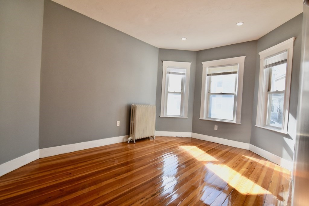 2 bed, 1 bath apartment for rent at 21 Treadway Rd Unit 1, Dorchester — photo 7 of 21
