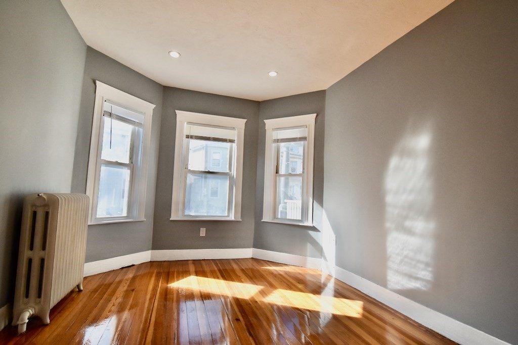 2 bed, 1 bath apartment for rent at 21 Treadway Rd Unit 1, Dorchester — photo 8 of 21
