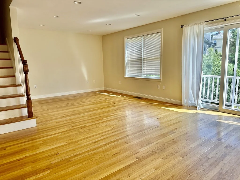 3 bed, 2 bath apartment for rent at 21 Turner Ter Unit 21, Newton — photo 5 of 14