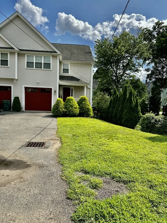 3 bed, 2 bath apartment for rent at 21 Turner Ter Unit 21, Newton — photo 9 of 14