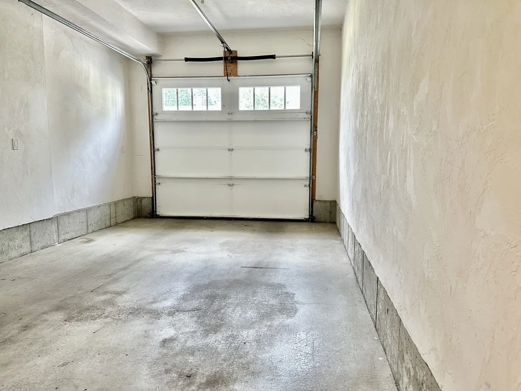 3 bed, 2 bath apartment for rent at 21 Turner Ter Unit 21, Newton — photo 7 of 14