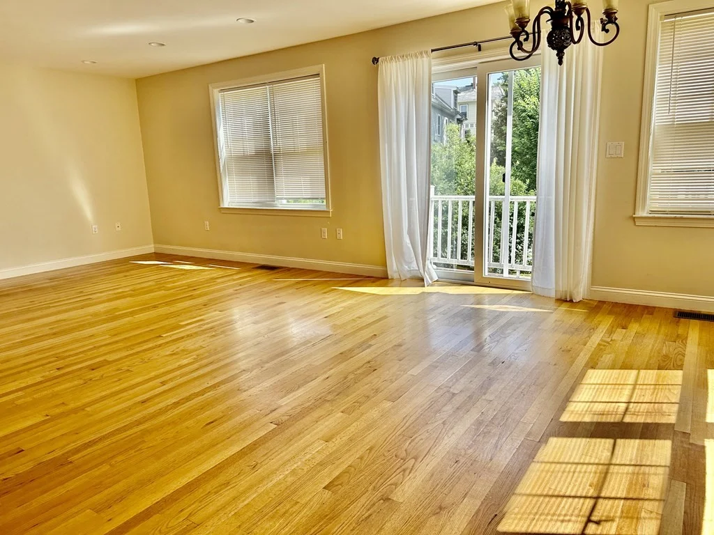 3 bed, 2 bath apartment for rent at 21 Turner Ter Unit 21, Newton — photo 4 of 14
