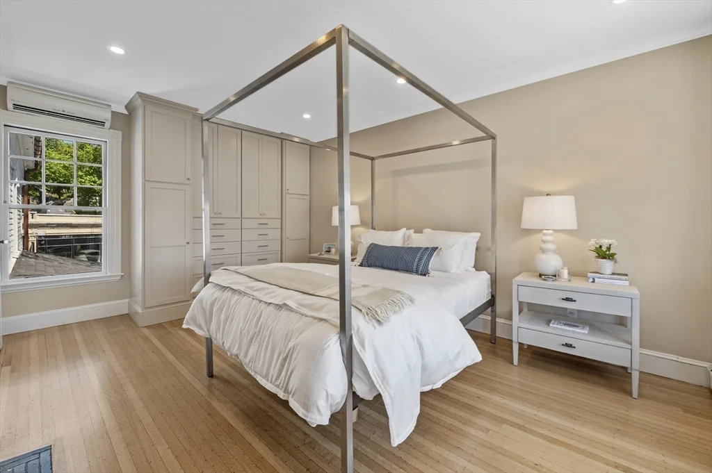 5 bed, 4+ bath apartment for rent at 21 Union St, Manchester — photo 10 of 29