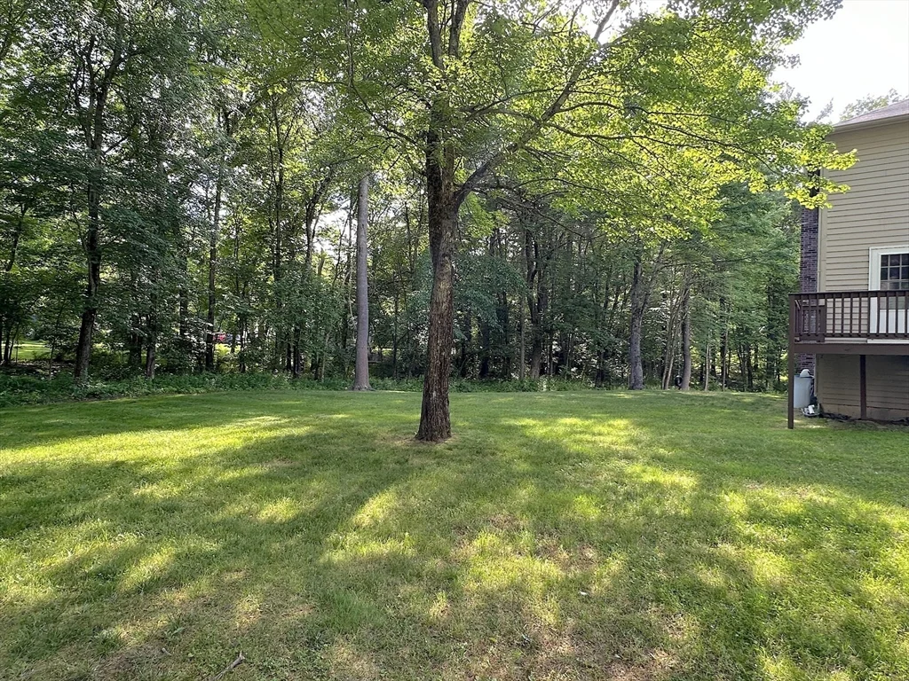 2 bed, 1 bath apartment for rent at 21 Valliria Dr Unit 21, Groton — photo 3 of 11