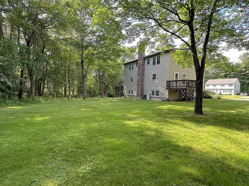 2 bed, 1 bath apartment for rent at 21 Valliria Dr Unit 21, Groton — photo 2 of 11