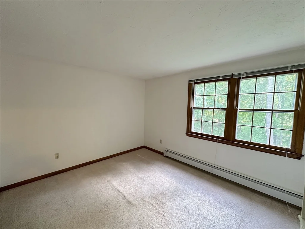 2 bed, 1 bath apartment for rent at 21 Valliria Dr Unit 21, Groton — photo 9 of 11