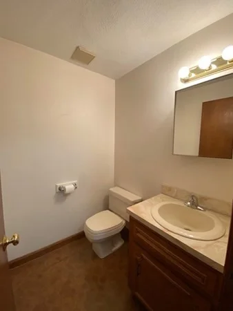 2 bed, 1 bath apartment for rent at 21 Valliria Dr Unit 23, Groton — photo 5 of 6