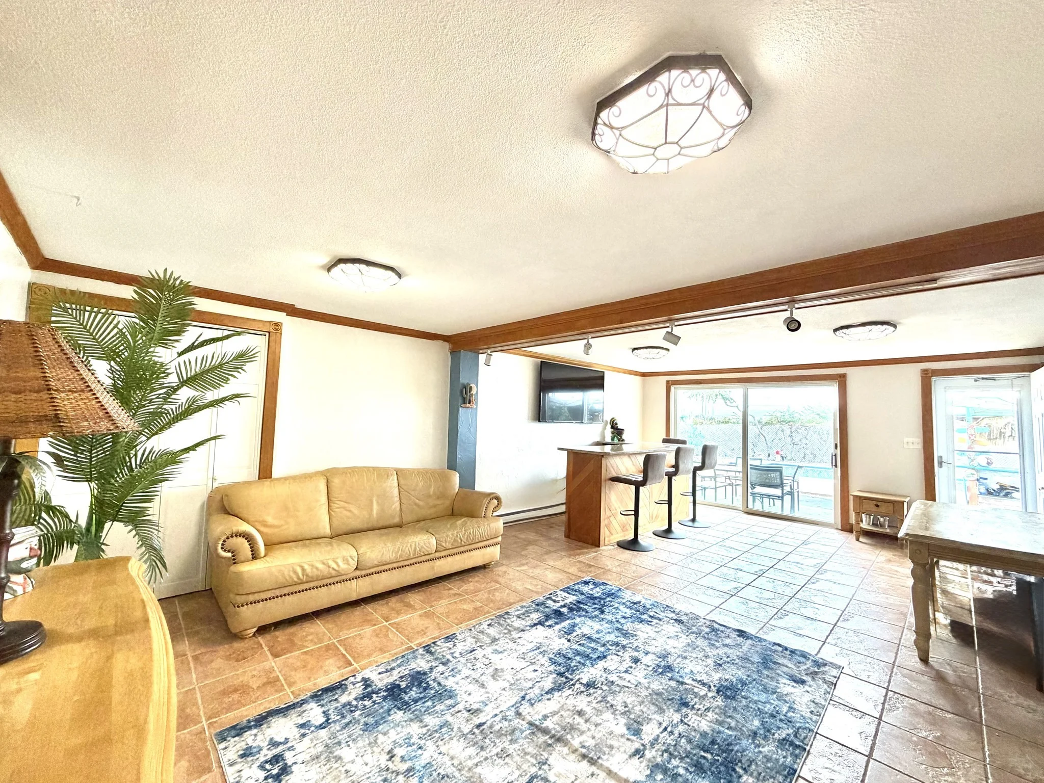 3 bed, 2 bath apartment for rent at 21 Venice Unit 0, East Saugus — photo 18 of 19