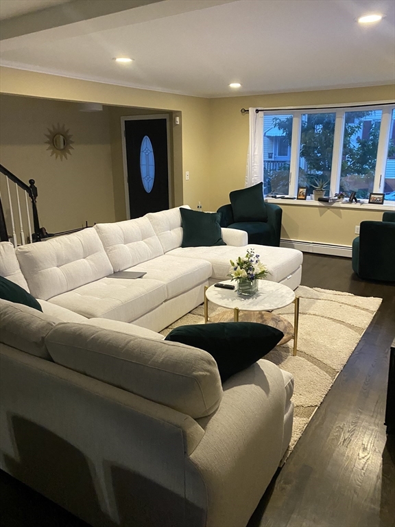 4 bed, 2 bath apartment for rent at 21 Vinton St, South Boston — photo 1 of 14