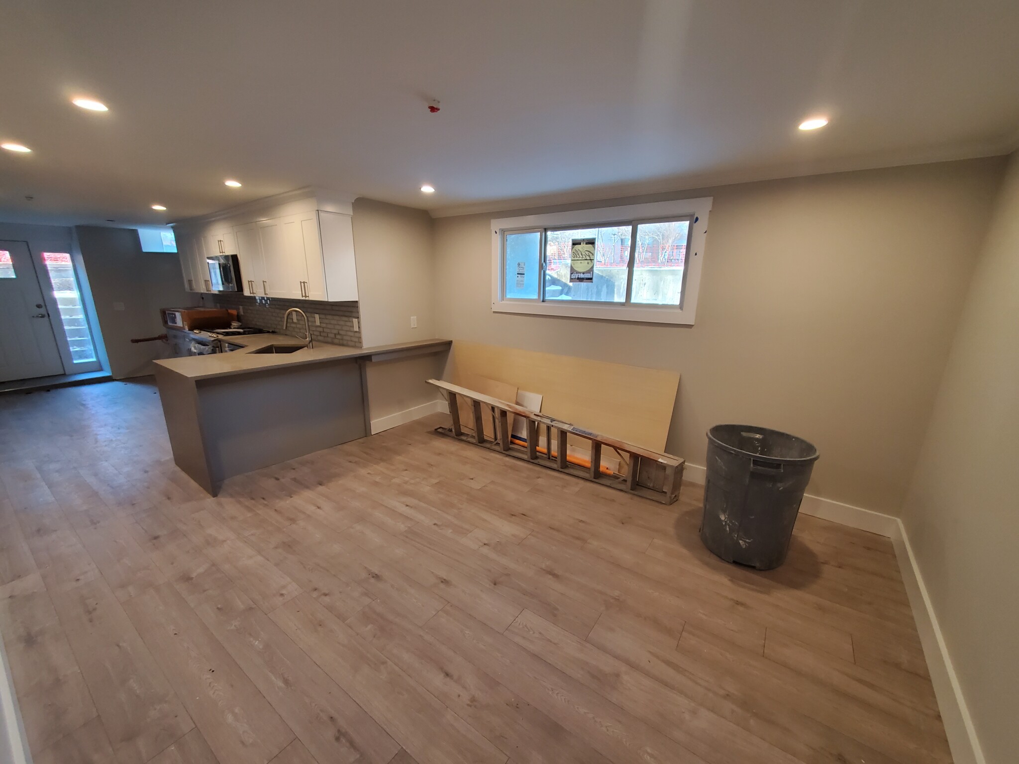 2 bed, 1 bath apartment for rent at 21 Wallingford Rd Unit 1, Brighton — photo 2 of 23