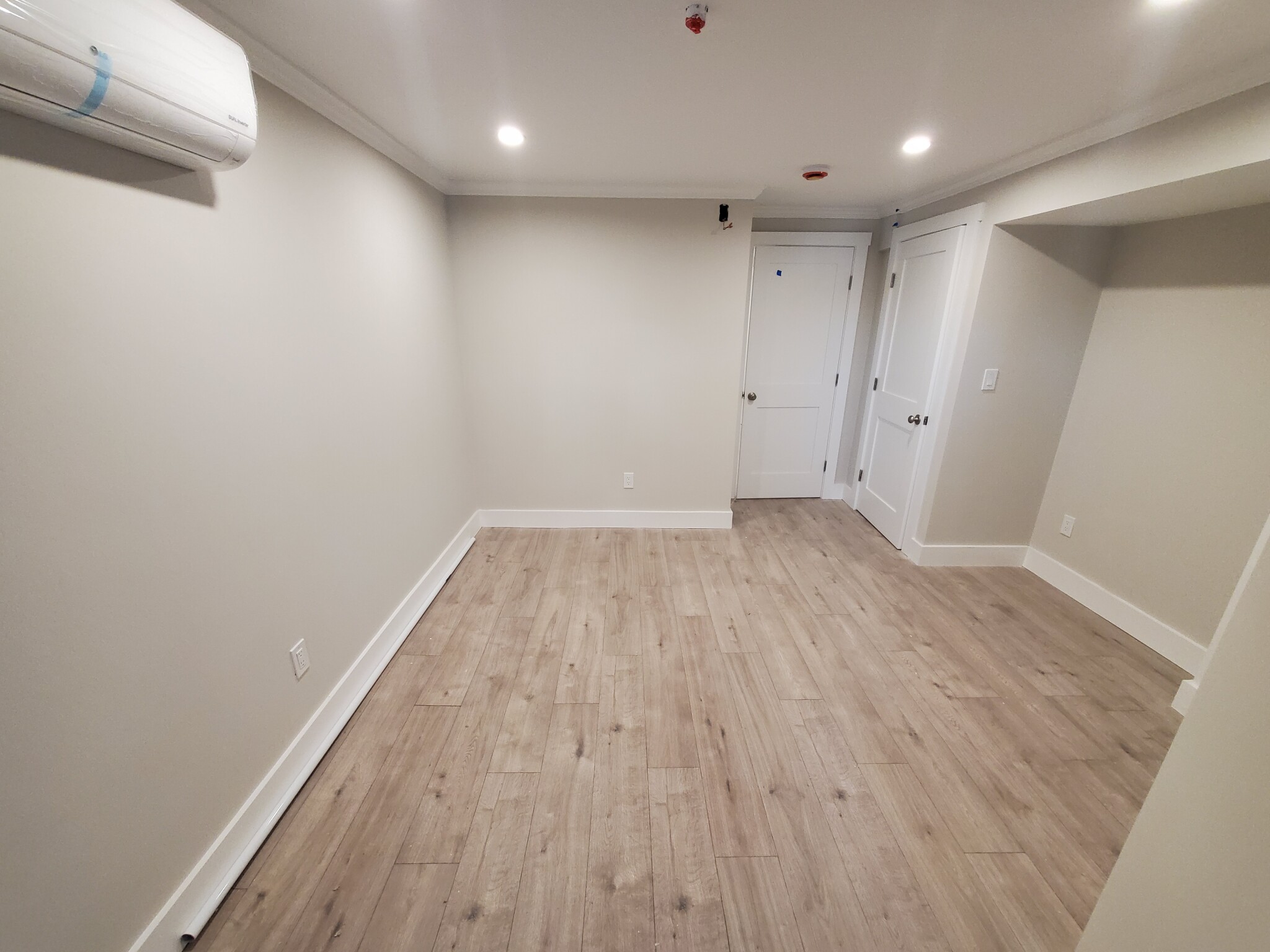 2 bed, 1 bath apartment for rent at 21 Wallingford Rd Unit 1, Brighton — photo 17 of 23