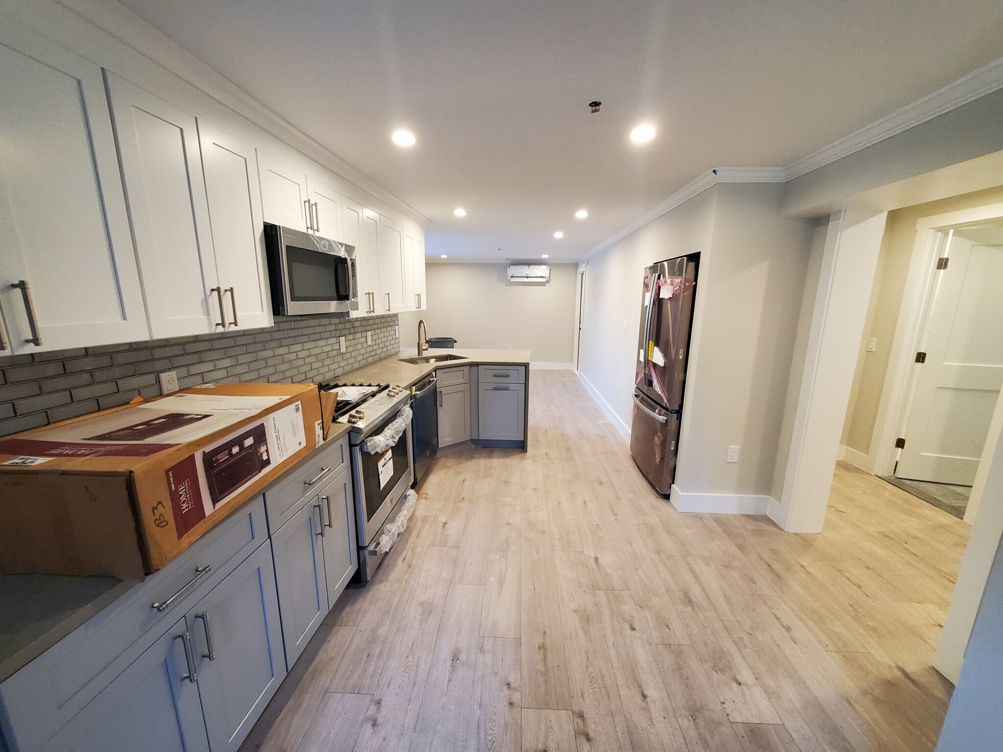 2 bed, 1 bath apartment for rent at 21 Wallingford Rd Unit 1, Brighton — photo 20 of 23