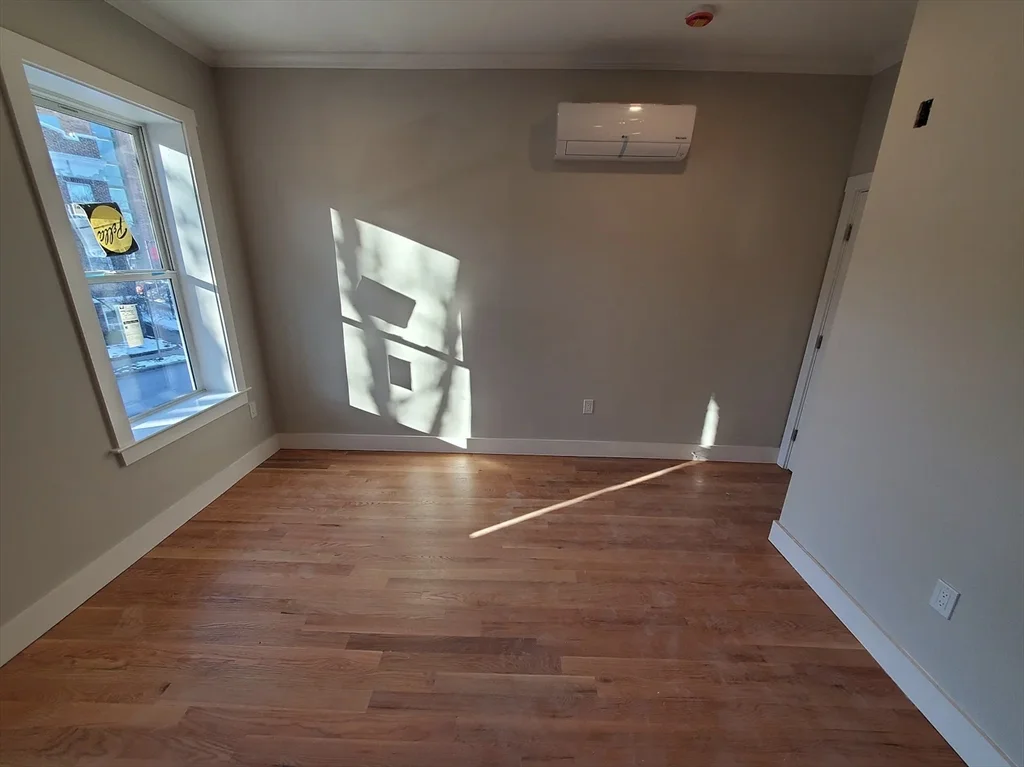 3 bed, 1 bath apartment for rent at 21 Wallingford Rd Unit 3, Brighton — photo 24 of 25