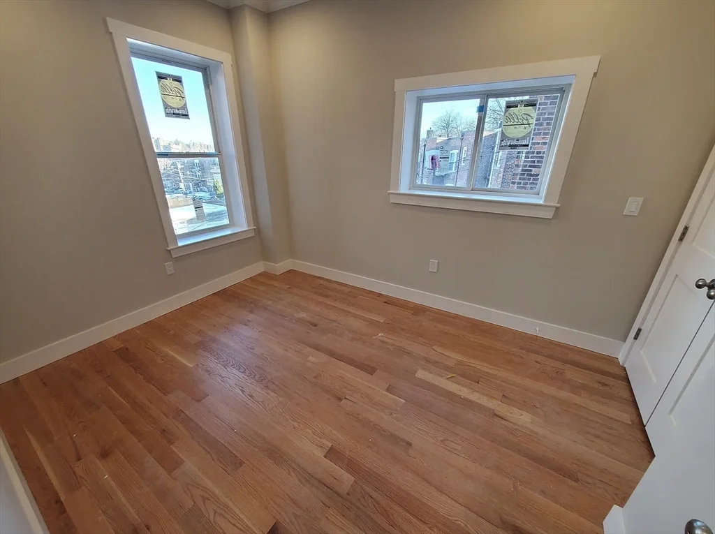 3 bed, 1 bath apartment for rent at 21 Wallingford Rd Unit 3, Brighton — photo 15 of 25