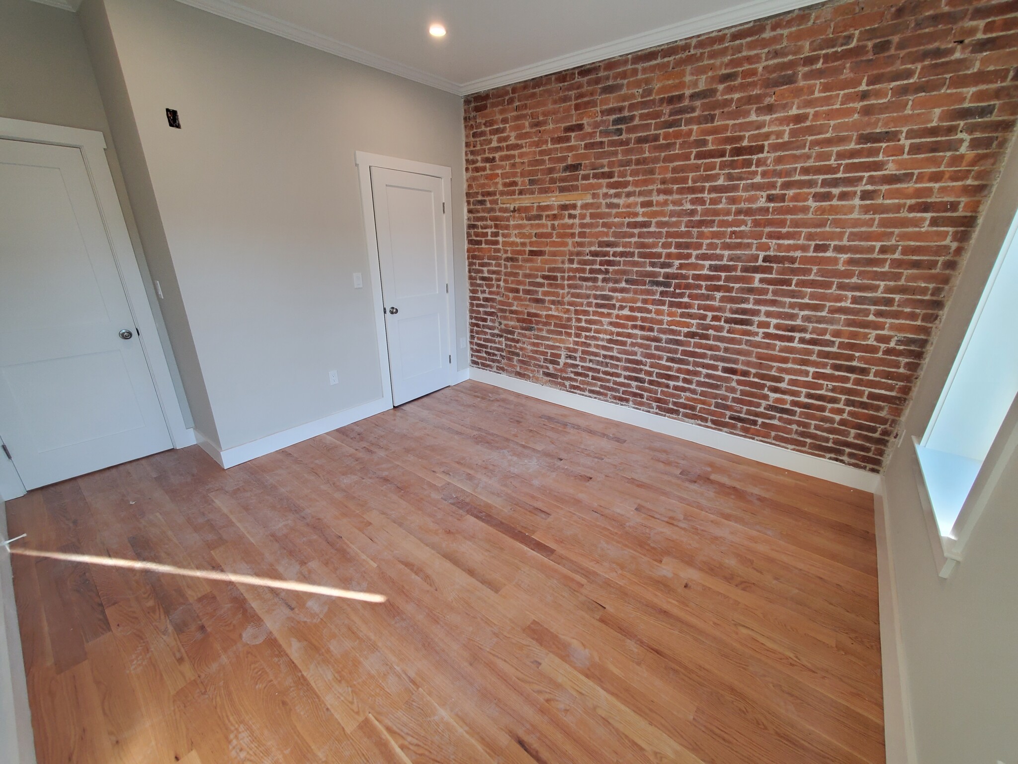 3 bed, 1.5 bath apartment for rent at 21 Wallingford Rd Unit 3, Brighton — photo 35 of 38