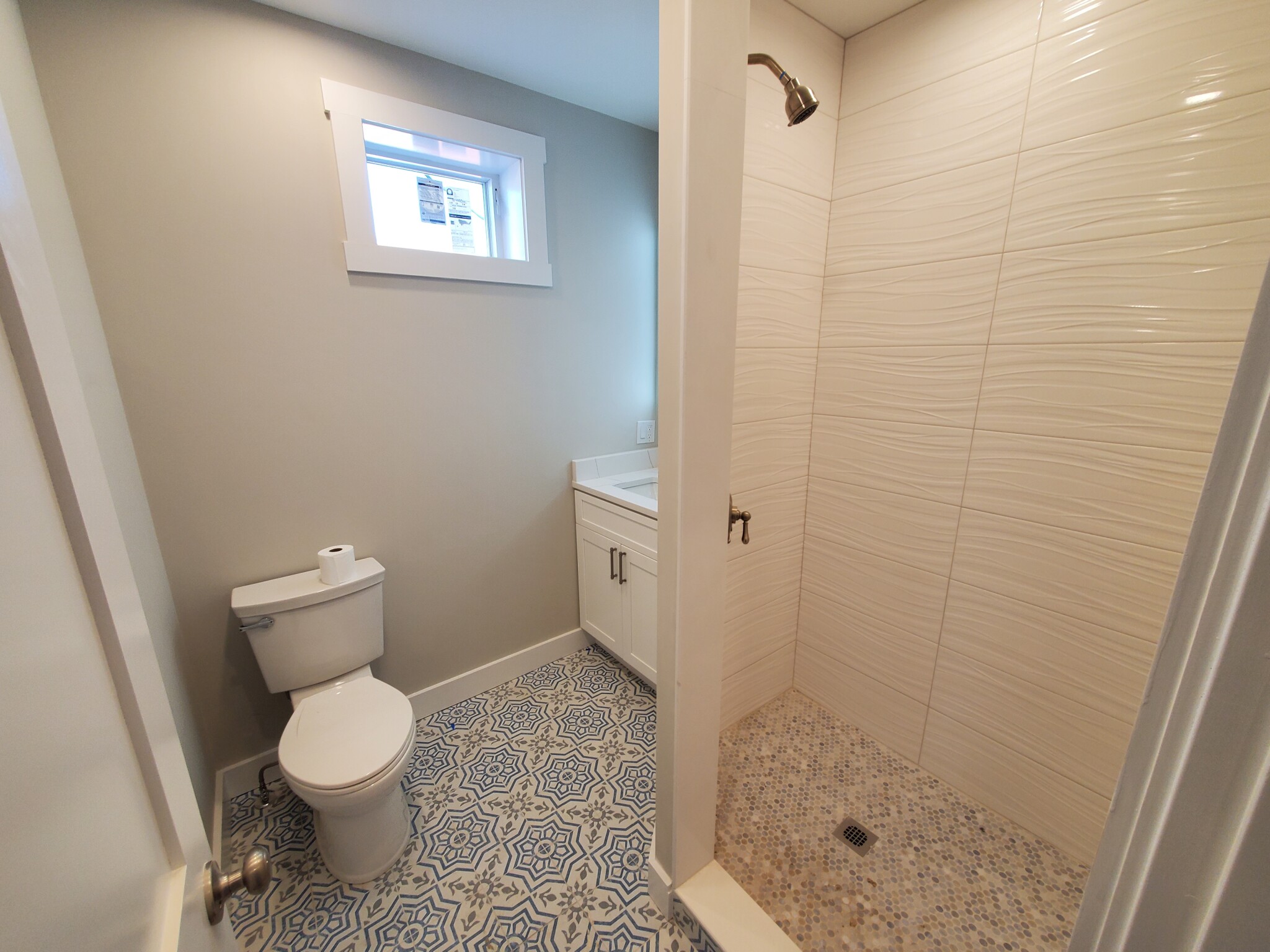 3 bed, 1.5 bath apartment for rent at 21 Wallingford Rd Unit 3 COPY, Brighton — photo 13 of 37