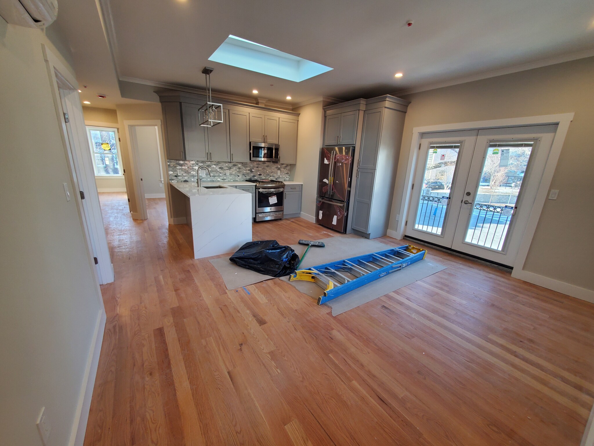 3 bed, 1.5 bath apartment for rent at 21 Wallingford Rd Unit 3 COPY, Brighton — photo 16 of 37