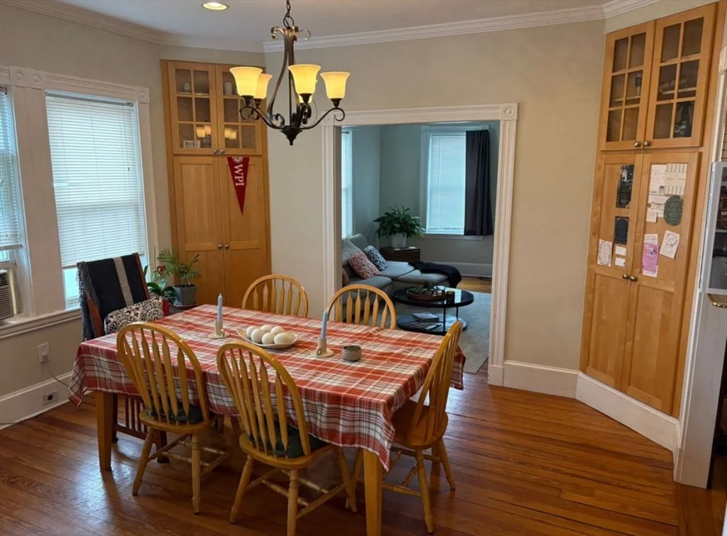 3 bed, 1 bath apartment for rent at 21 Walnut Unit 1, Norwood — photo 5 of 16