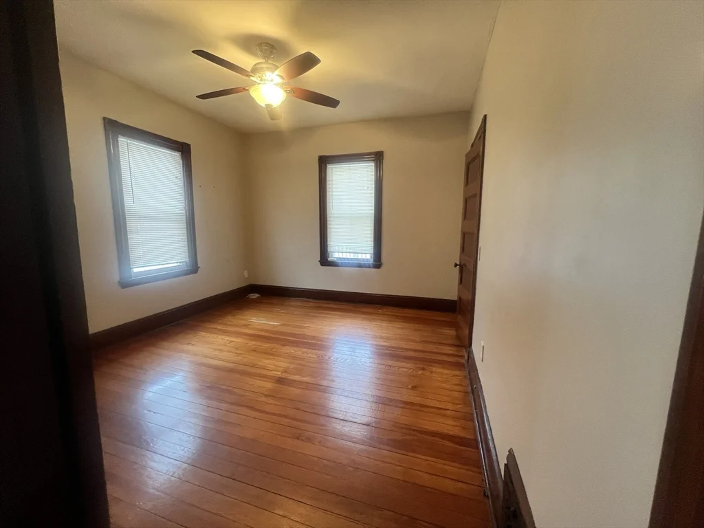 3 bed, 1 bath apartment for rent at 21 Walnut Unit 1, Norwood — photo 11 of 16