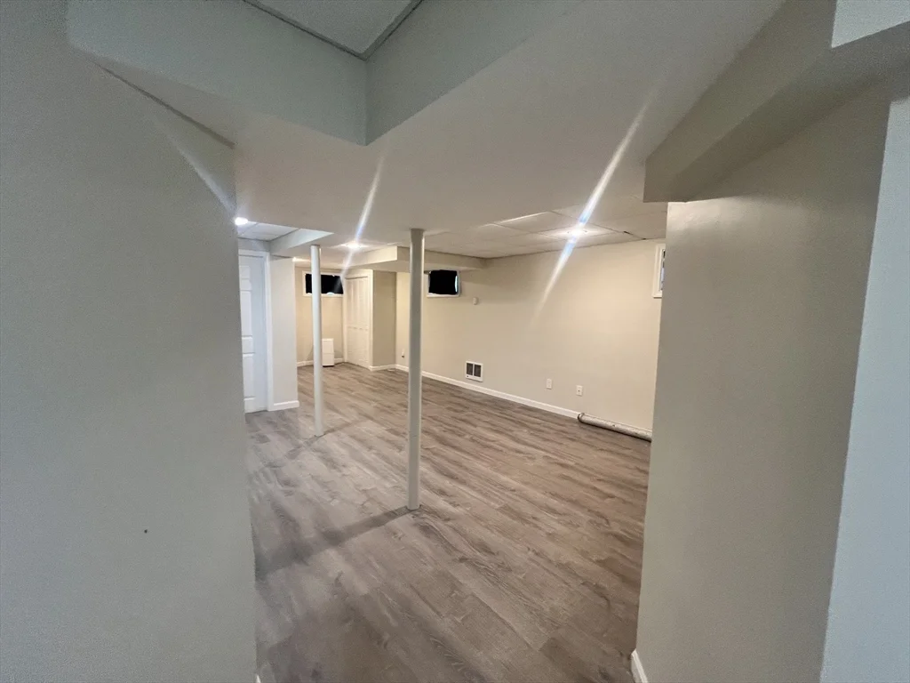 3 bed, 1 bath apartment for rent at 21 Walnut Unit 1, Norwood — photo 13 of 16