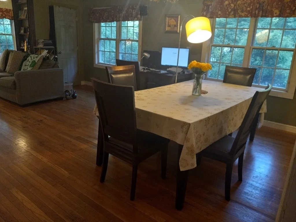 3 bed, 1 bath apartment for rent at 21 Walpole St, Sharon — photo 5 of 16