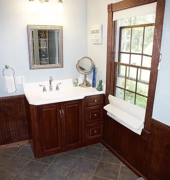 3 bed, 1 bath apartment for rent at 21 Walpole St, Sharon — photo 13 of 16