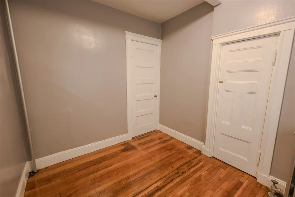 3 bed, 1 bath apartment for rent at 21 Waumbeck St Unit 1, Dorchester — photo 16 of 17