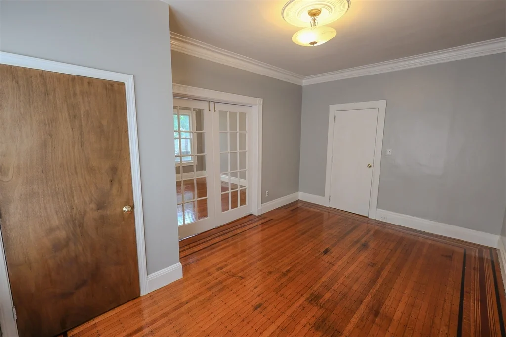 3 bed, 1 bath apartment for rent at 21 Waumbeck St Unit 1, Dorchester — photo 14 of 17